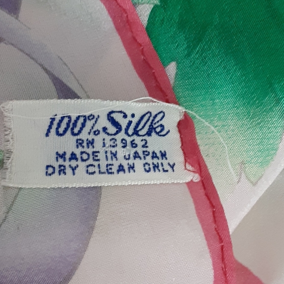 Silk scarf - Picture 2 of 6